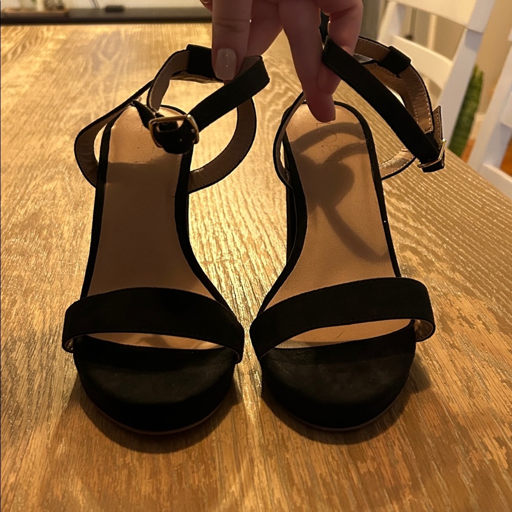 Elegant Black Women's Heels - Never Worn